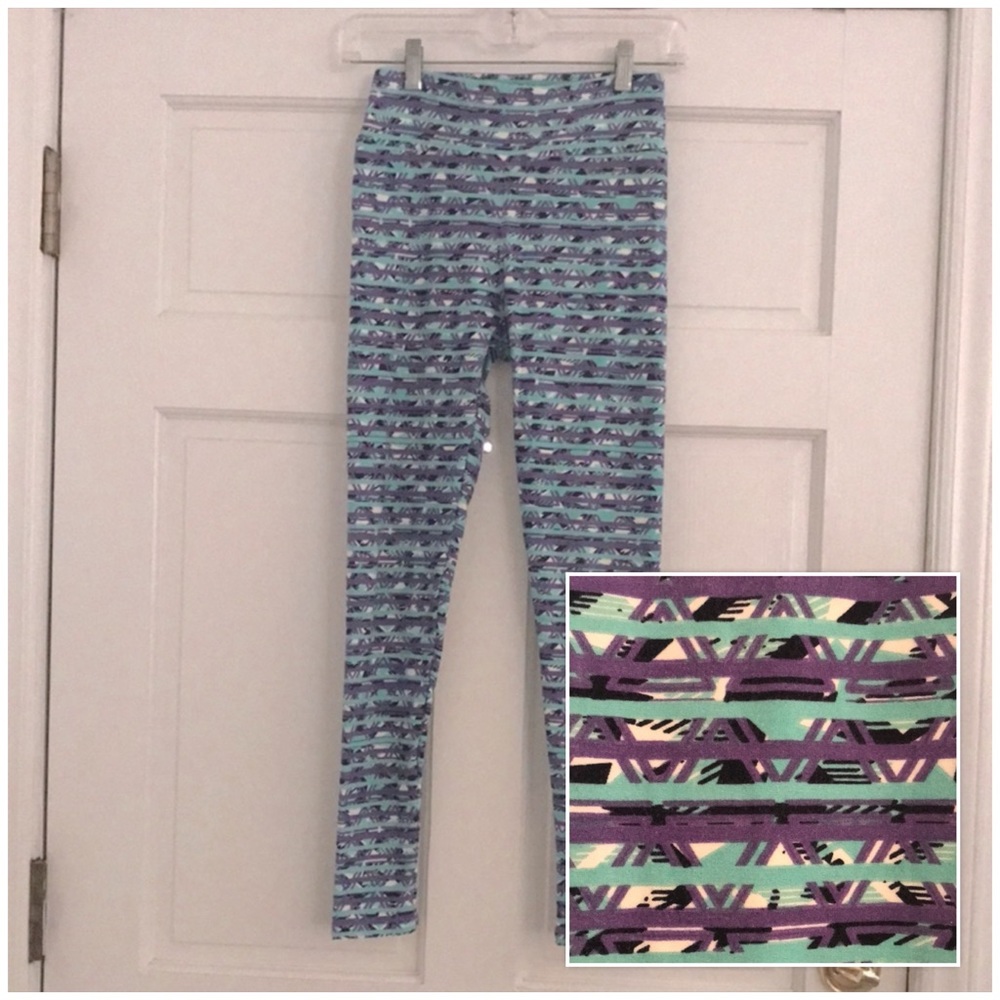 LulaRoe Abstract Linear Geometric Print LEGGINGS *One Size*